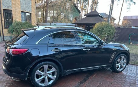 Infiniti FX II, 2011 год, 1 800 000 рублей, 3 фотография