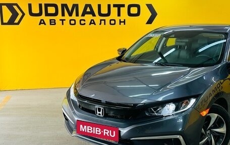 Honda Civic, 2021 год, 1 980 000 рублей, 2 фотография