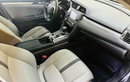 Honda Civic, 2021 год, 1 980 000 рублей, 12 фотография