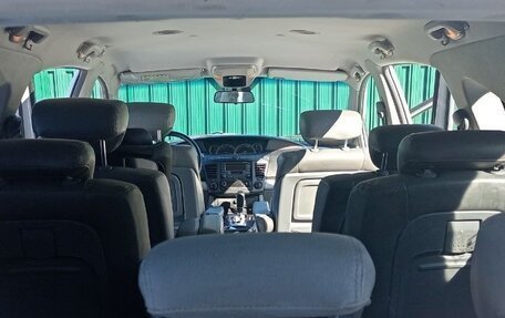 SsangYong Rodius I, 2011 год, 1 860 000 рублей, 17 фотография