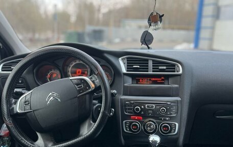Citroen C4 II рестайлинг, 2011 год, 3 фотография