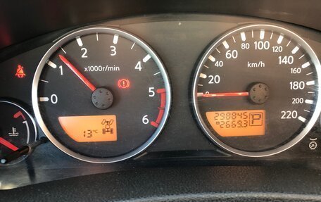 Nissan Pathfinder, 2007 год, 950 000 рублей, 11 фотография