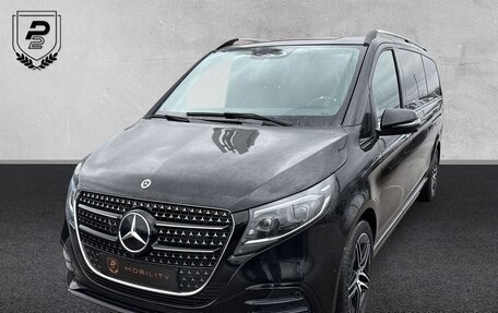 Mercedes-Benz V-Класс, 2025 год, 16 100 000 рублей, 1 фотография