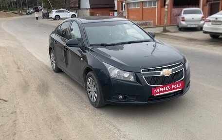 Chevrolet Cruze II, 2010 год, 700 000 рублей, 2 фотография