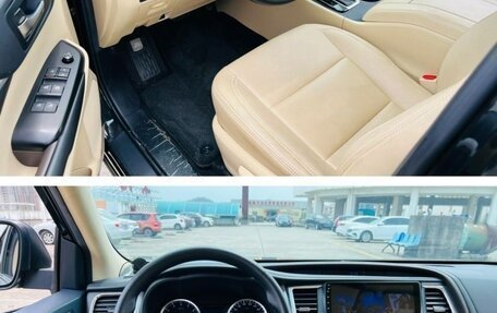 Toyota Highlander III, 2020 год, 3 379 000 рублей, 8 фотография