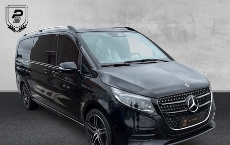 Mercedes-Benz V-Класс, 2025 год, 16 100 000 рублей, 2 фотография