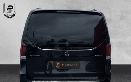 Mercedes-Benz V-Класс, 2025 год, 16 100 000 рублей, 6 фотография