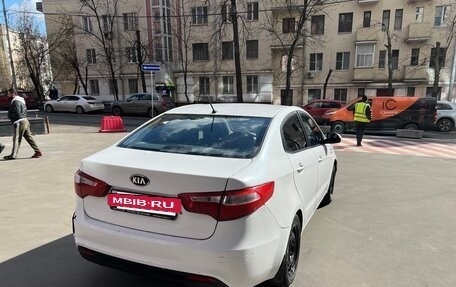 KIA Rio III рестайлинг, 2015 год, 460 000 рублей, 3 фотография