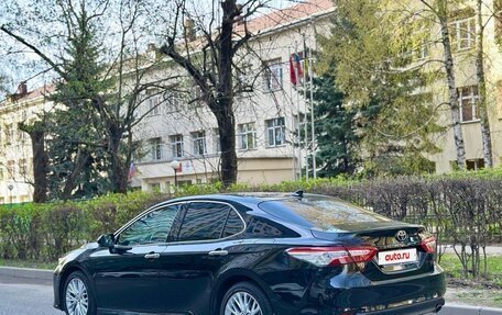 Toyota Camry, 2019 год, 3 090 000 рублей, 3 фотография