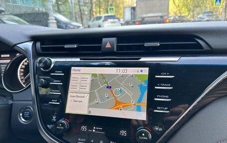 Toyota Camry, 2019 год, 3 090 000 рублей, 6 фотография