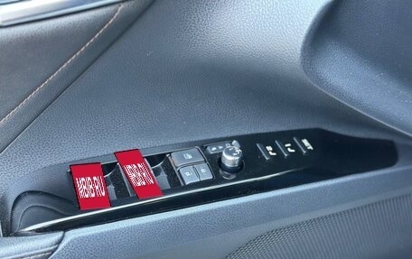 Toyota Camry, 2019 год, 3 090 000 рублей, 13 фотография