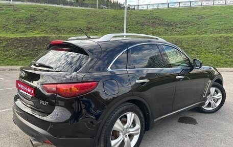 Infiniti FX II, 2011 год, 2 100 000 рублей, 9 фотография
