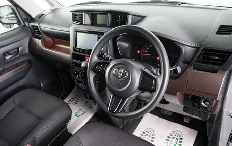 Toyota Roomy I, 2017 год, 1 089 000 рублей, 9 фотография
