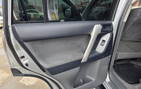 Toyota Land Cruiser Prado 150 рестайлинг 2, 2012 год, 2 590 000 рублей, 20 фотография