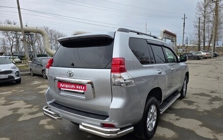 Toyota Land Cruiser Prado 150 рестайлинг 2, 2012 год, 2 590 000 рублей, 11 фотография
