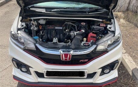 Honda Fit III, 2016 год, 1 700 000 рублей, 8 фотография