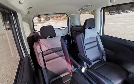 Nissan Serena IV, 2018 год, 2 485 000 рублей, 14 фотография