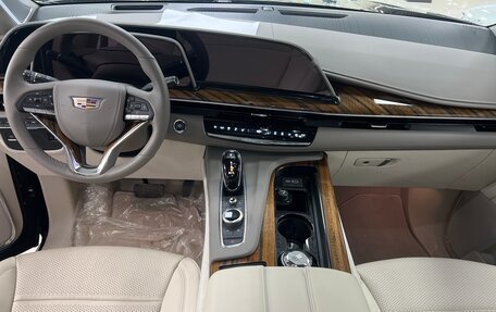 Cadillac Escalade V, 2023 год, 15 888 999 рублей, 10 фотография