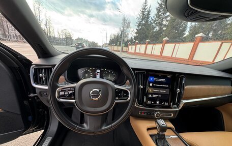 Volvo S90 II рестайлинг, 2019 год, 3 450 000 рублей, 12 фотография
