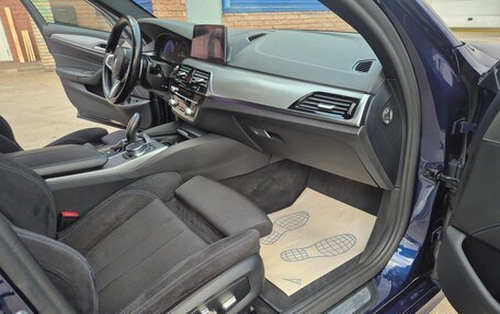 BMW 5 серия, 2018 год, 4 050 000 рублей, 20 фотография