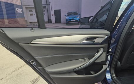 BMW 5 серия, 2018 год, 4 050 000 рублей, 26 фотография