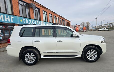 Toyota Land Cruiser 200, 2016 год, 6 750 000 рублей, 9 фотография