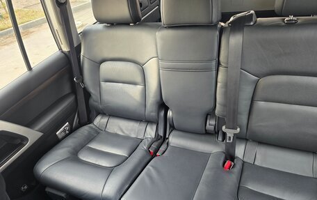 Toyota Land Cruiser 200, 2016 год, 6 750 000 рублей, 27 фотография