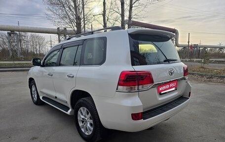 Toyota Land Cruiser 200, 2016 год, 6 750 000 рублей, 17 фотография