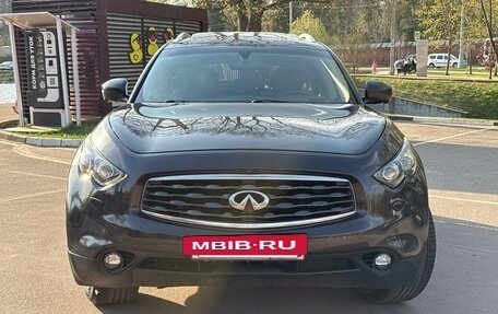 Infiniti FX II, 2010 год, 1 670 000 рублей, 4 фотография