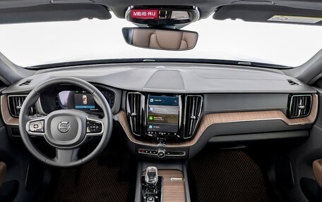 Volvo XC60 II, 2023 год, 5 800 000 рублей, 14 фотография