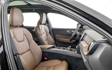 Volvo XC60 II, 2023 год, 5 800 000 рублей, 25 фотография