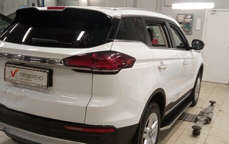 Geely Atlas, 2022 год, 1 630 000 рублей, 3 фотография