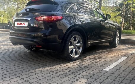 Infiniti FX II, 2011 год, 1 950 000 рублей, 4 фотография