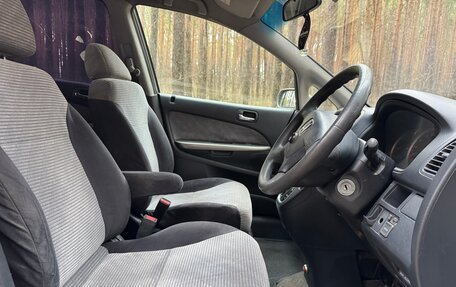 Honda Stream I рестайлинг, 2002 год, 460 000 рублей, 18 фотография