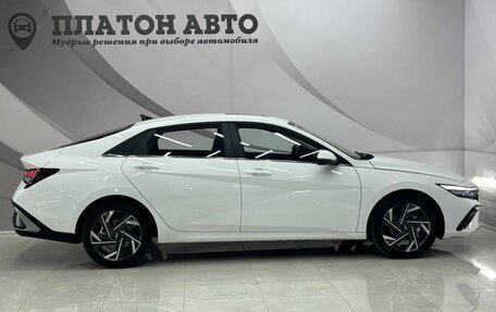 Hyundai Elantra, 2024 год, 2 549 000 рублей, 4 фотография