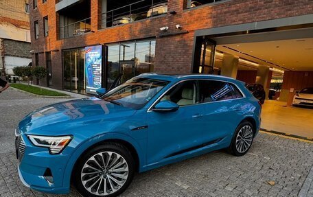 Audi e-tron I, 2019 год, 4 350 000 рублей, 10 фотография