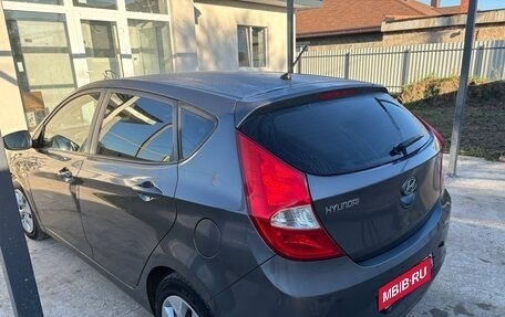 Hyundai Solaris II рестайлинг, 2015 год, 1 250 000 рублей, 6 фотография