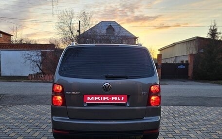 Volkswagen Touran III, 2007 год, 675 000 рублей, 4 фотография