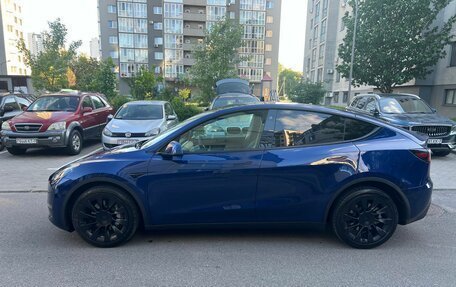 Tesla Model Y I, 2021 год, 2 990 000 рублей, 8 фотография