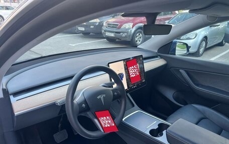 Tesla Model Y I, 2021 год, 2 990 000 рублей, 10 фотография