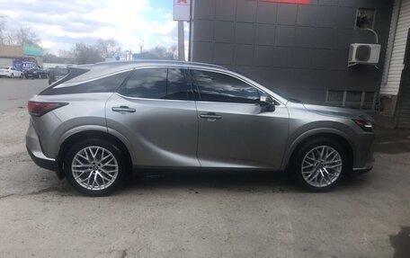 Lexus RX IV рестайлинг, 2023 год, 8 799 000 рублей, 3 фотография