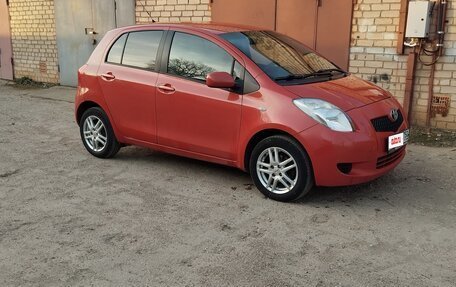 Toyota Yaris III рестайлинг, 2006 год, 500 000 рублей, 3 фотография