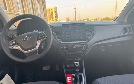 Hyundai Solaris II рестайлинг, 2021 год, 1 550 000 рублей, 7 фотография