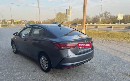 Hyundai Solaris II рестайлинг, 2021 год, 1 550 000 рублей, 6 фотография