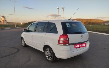 Opel Zafira B, 2010 год, 760 000 рублей, 7 фотография