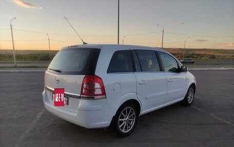 Opel Zafira B, 2010 год, 760 000 рублей, 5 фотография