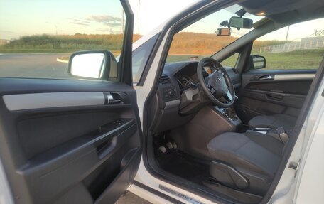 Opel Zafira B, 2010 год, 760 000 рублей, 9 фотография