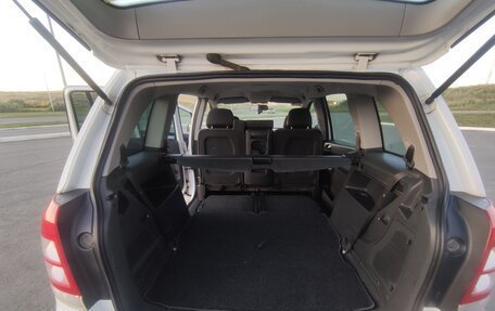 Opel Zafira B, 2010 год, 760 000 рублей, 17 фотография