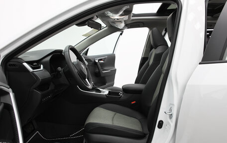 Toyota RAV4, 2024 год, 4 440 000 рублей, 12 фотография