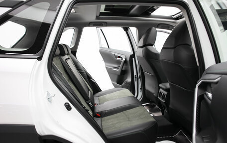 Toyota RAV4, 2024 год, 4 440 000 рублей, 13 фотография